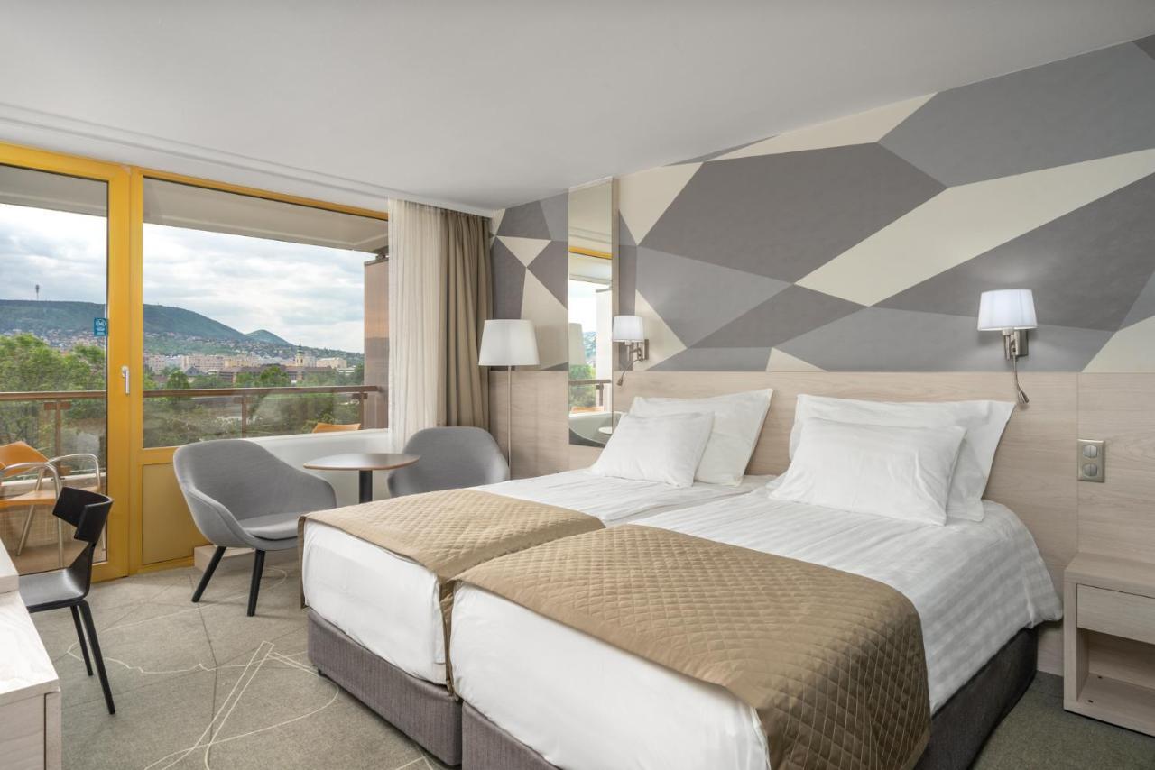 Chambre Double ou Lits Jumeaux Premium avec Dîner de Réveillon du Nouvel An