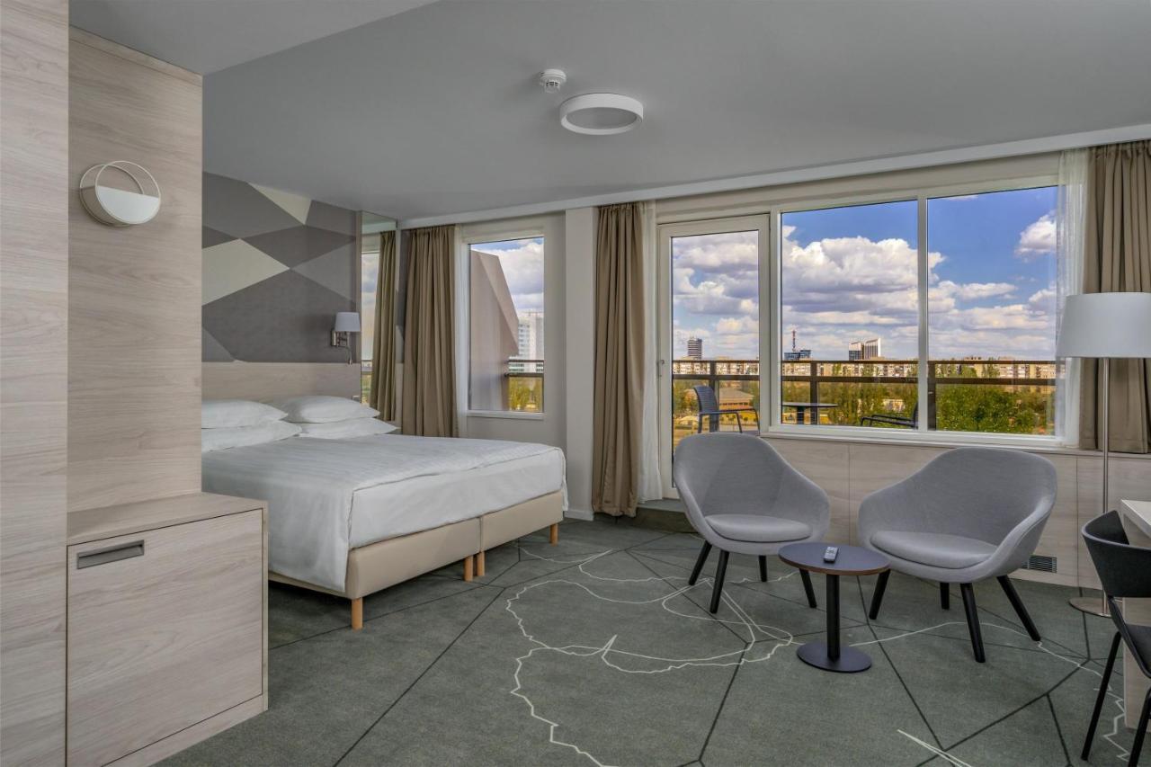 Junior Suite Wellness Fitness Access,1275217027:JPEG