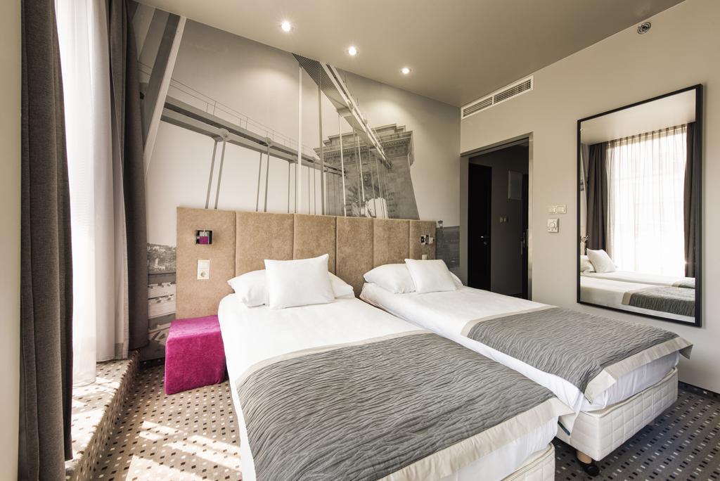 Chambre Double ou Lits Jumeaux avec Balcon