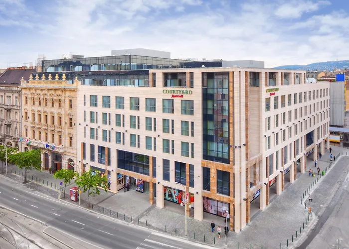 Courtyard By Marriott Budapest City Center