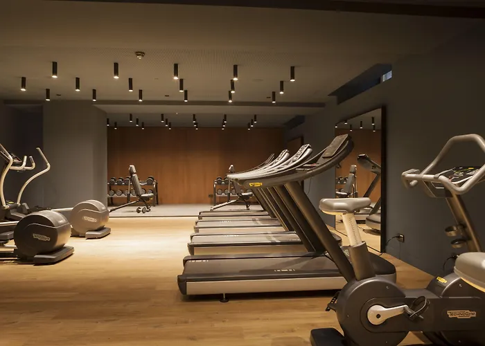 Kozmo Hotel Suites & Spa - Small Luxury Hotels Of The World Budapest